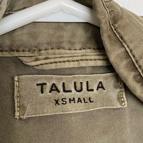 🍃 Aritzia Talula Trooper Jacket Olive Green Washed Out and Vintage-Like 🍃 - Picture 5 of 5